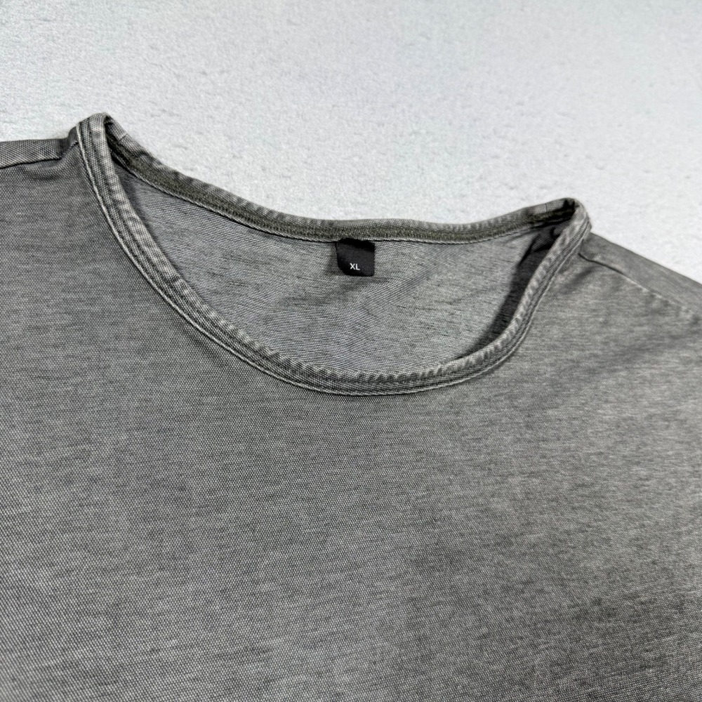 Lululemon Mens XL Short Sleeve Crewneck T-Shirt Charcoal Gray Athletic Tee